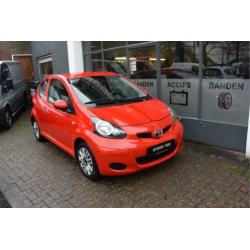 Toyota Aygo 1.0-12V Cool AIRCO,APK,1 EIGENAAR ! (bj 2011)