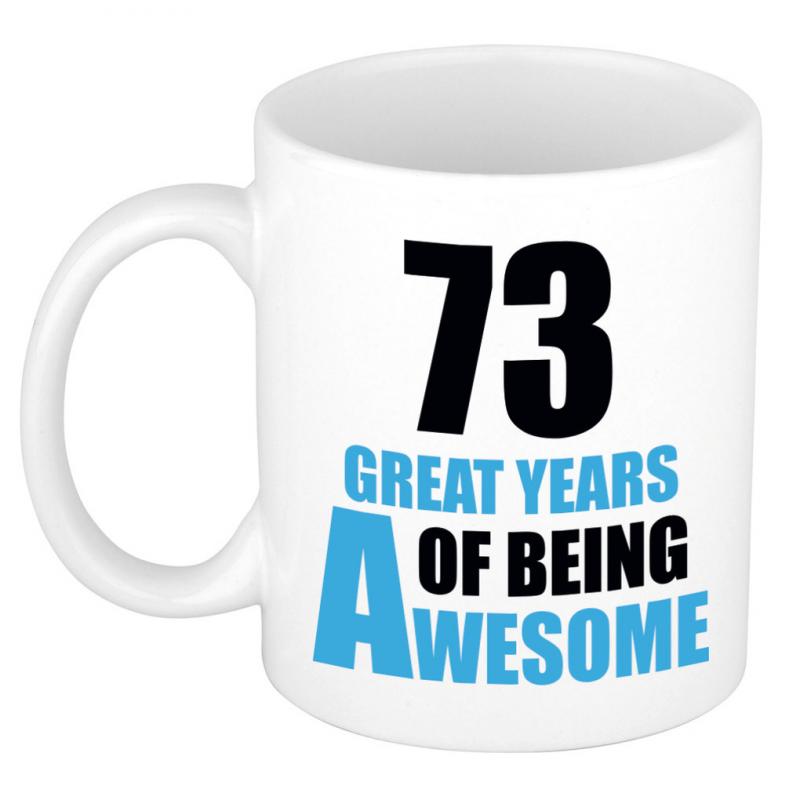 73 great years of being awesome cadeau mok / beker wit en blauw